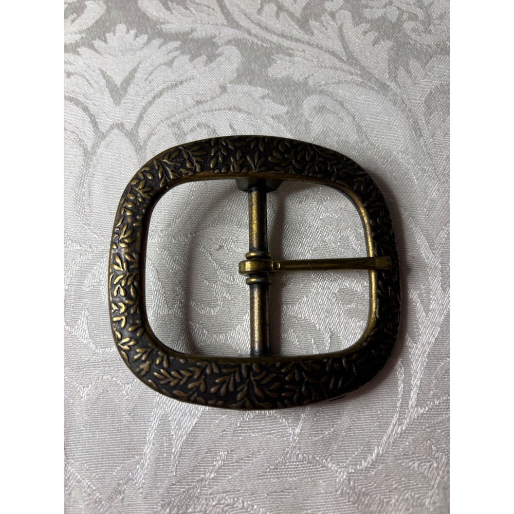 Burgos Brass Belt Buckle Etched Leaf Botanical Pattern Antiqued 76 vintage
